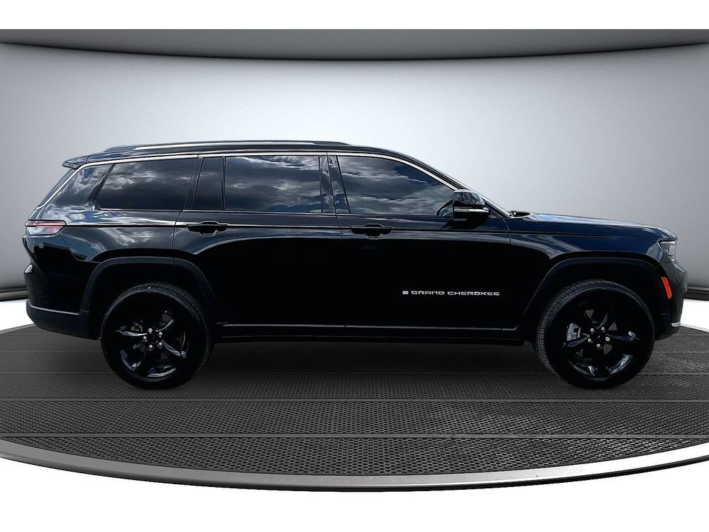Certified 2022 Jeep Grand Cherokee L Limited AWD/4WD image 15