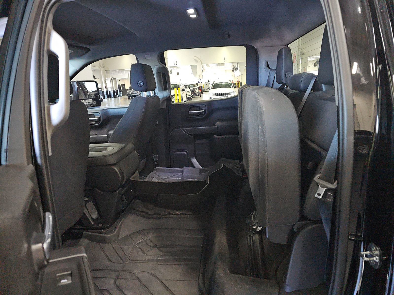 Used 2019 Chevrolet Silverado 1500 Custom w/ Custom Max Trailering Package image 12