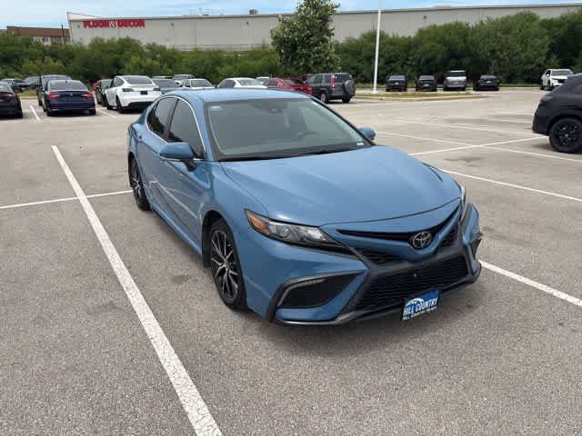 Used 2023 Toyota Camry SE FWD image 7