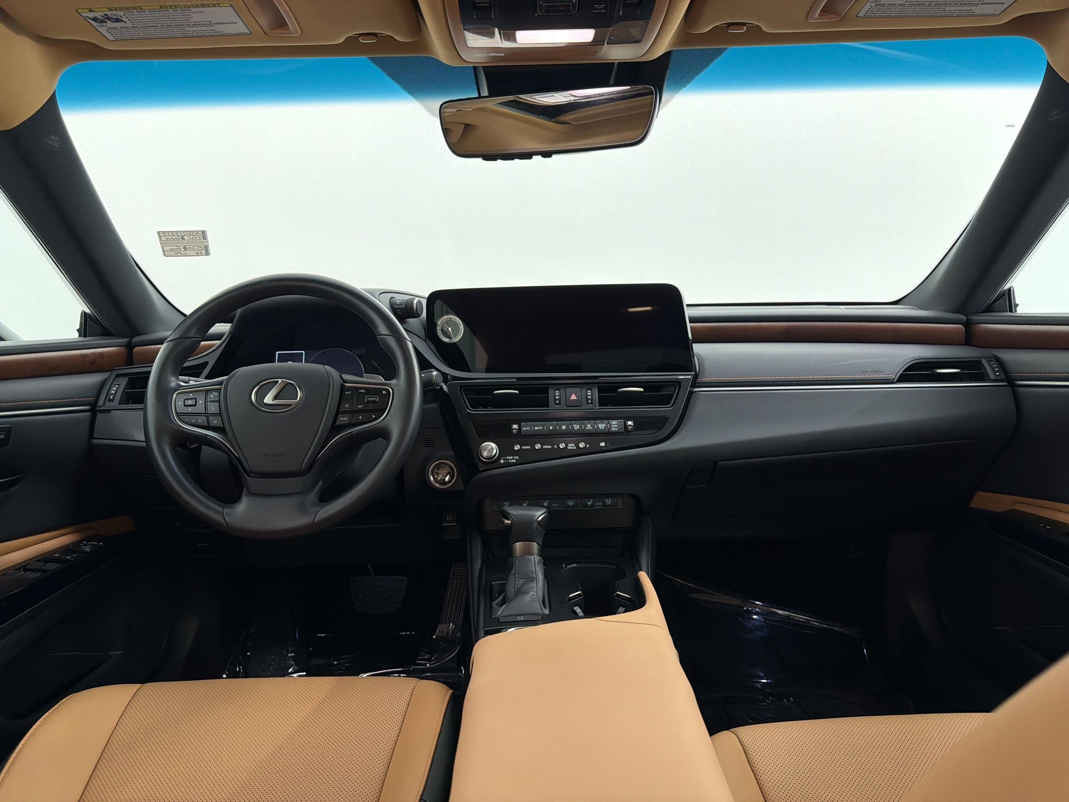 Certified 2025 Lexus ES 350 w/ Premium Package FWD image 16