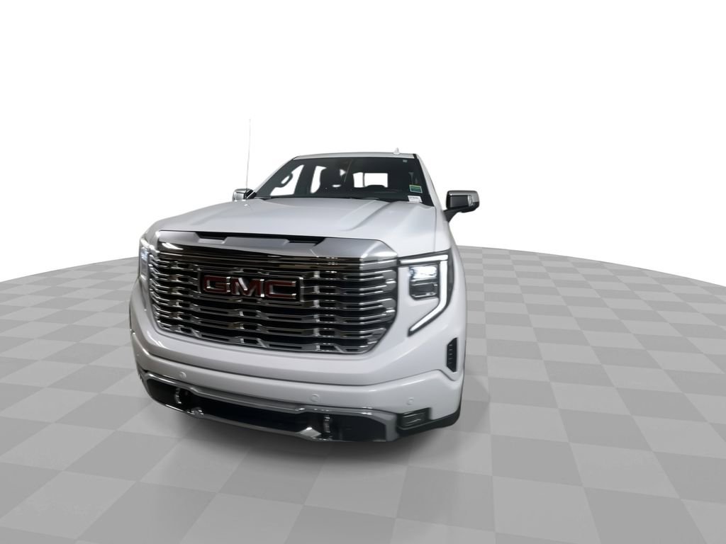 Used 2024 GMC Sierra 1500 Denali w/ Technology Package image 3