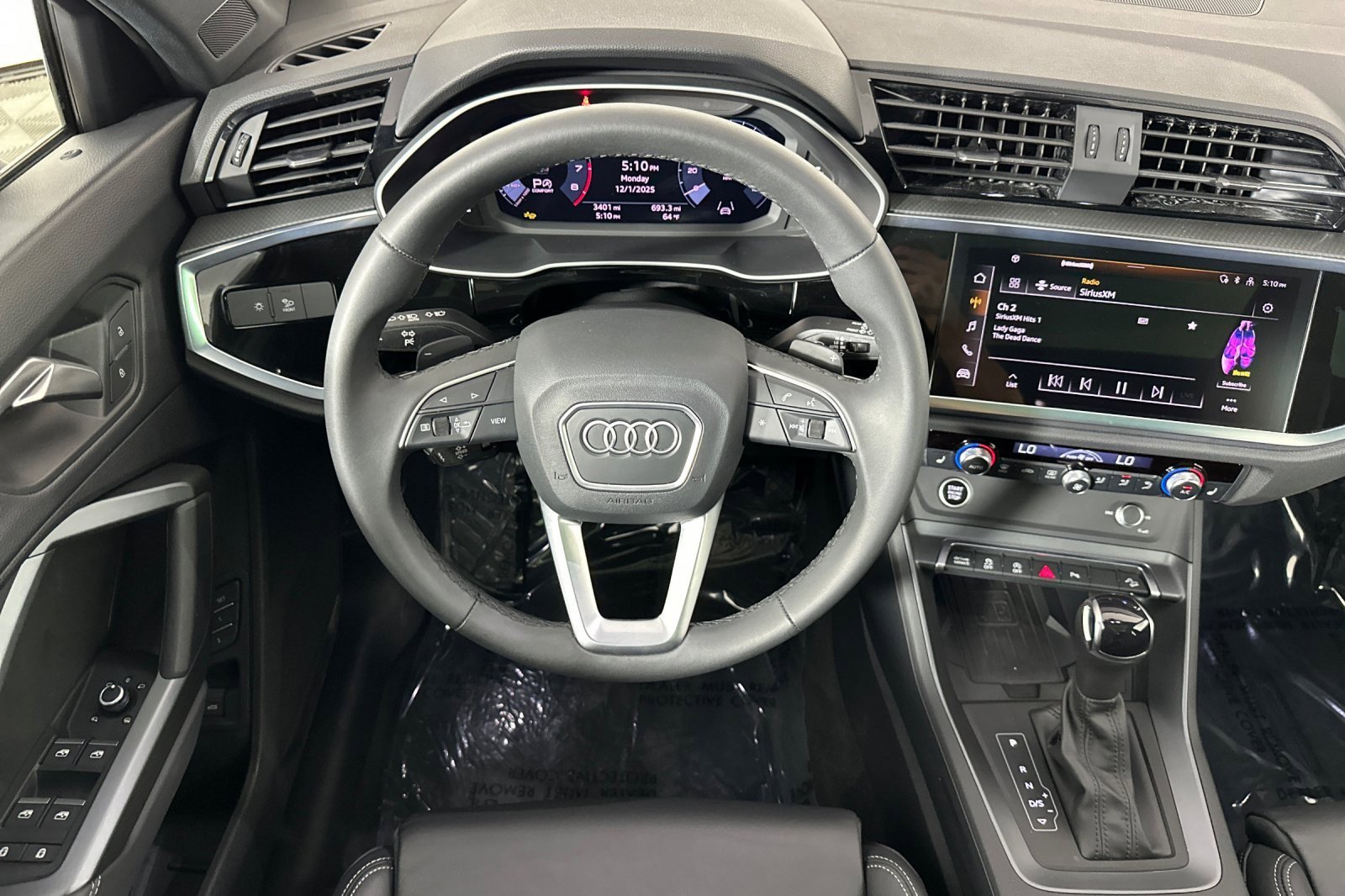 Used 2025 Audi Q3 2.0T Premium w/ Convenience Package image 13