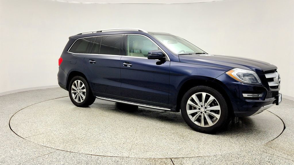 Used 2014 Mercedes-Benz GL 450 4MATIC w/ Lighting Package image 3