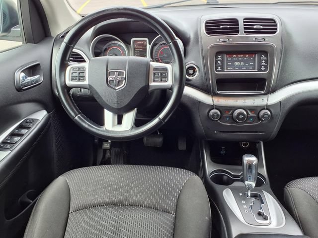 Used 2019 Dodge Journey SE FWD image 5