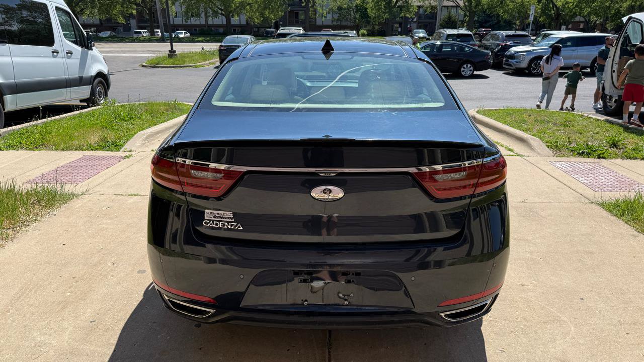 Used 2018 Kia Cadenza Technology FWD image 6