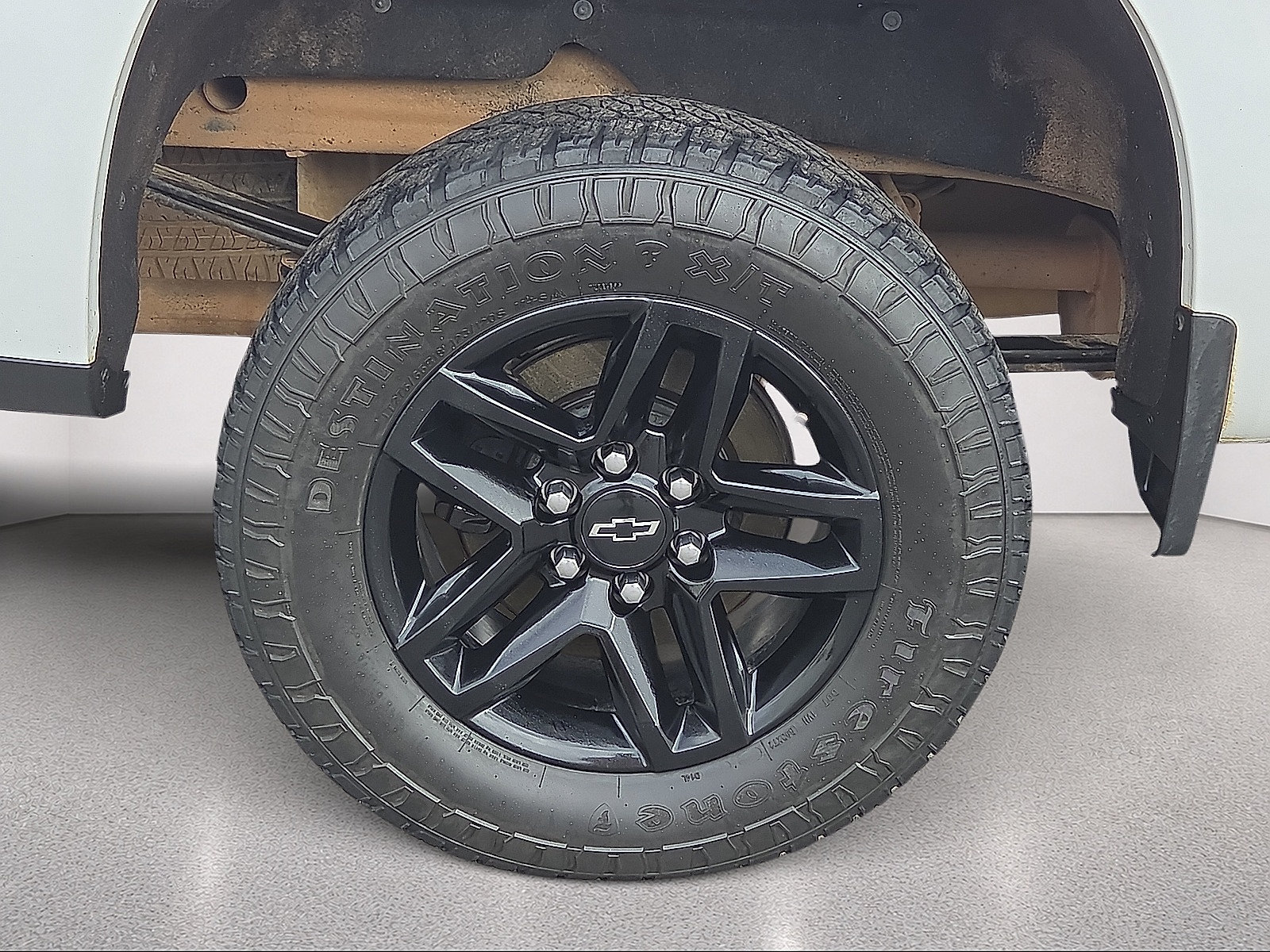 Certified 2020 Chevrolet Silverado 1500 LT Trail Boss AWD/4WD image 17