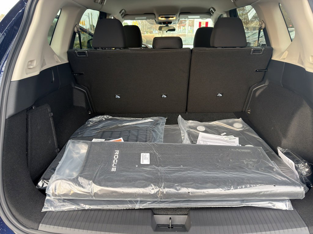 New 2026 Nissan Rogue SV image 30