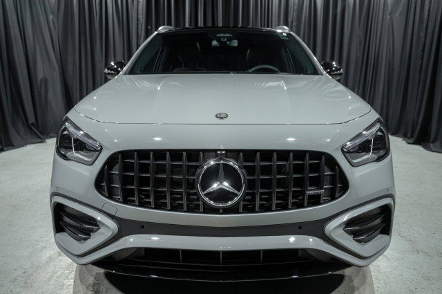 New 2026 Mercedes-Benz GLA 35 AMG 4MATIC image 2