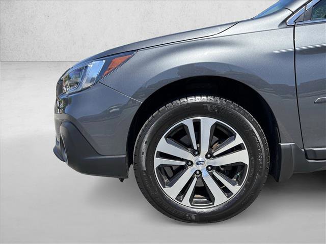 Used 2018 Subaru Outback 3.6R Limited AWD/4WD image 26
