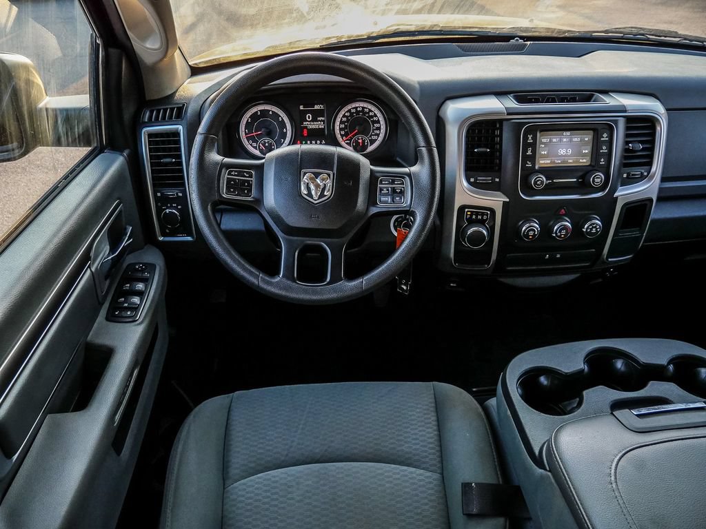 Used 2019 RAM 1500 Classic SLT RWD image 23