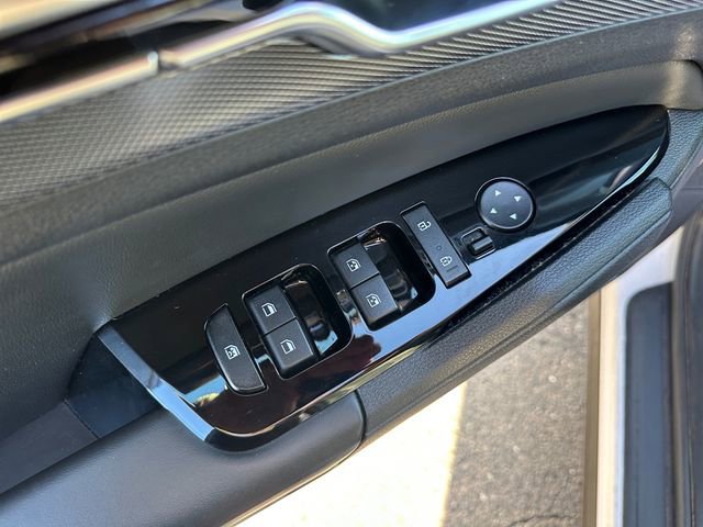 Used 2023 Kia Sportage SX image 19