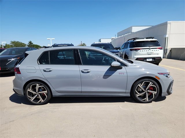 New 2025 Volkswagen GTI SE image 2