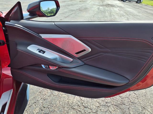 Used 2025 Chevrolet Corvette Z06 RWD image 70