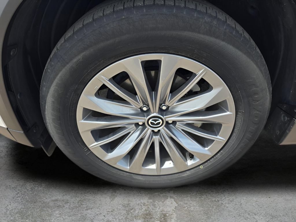 Used 2024 MAZDA CX-90 3.3 Turbo w/ Select Package AWD/4WD image 28