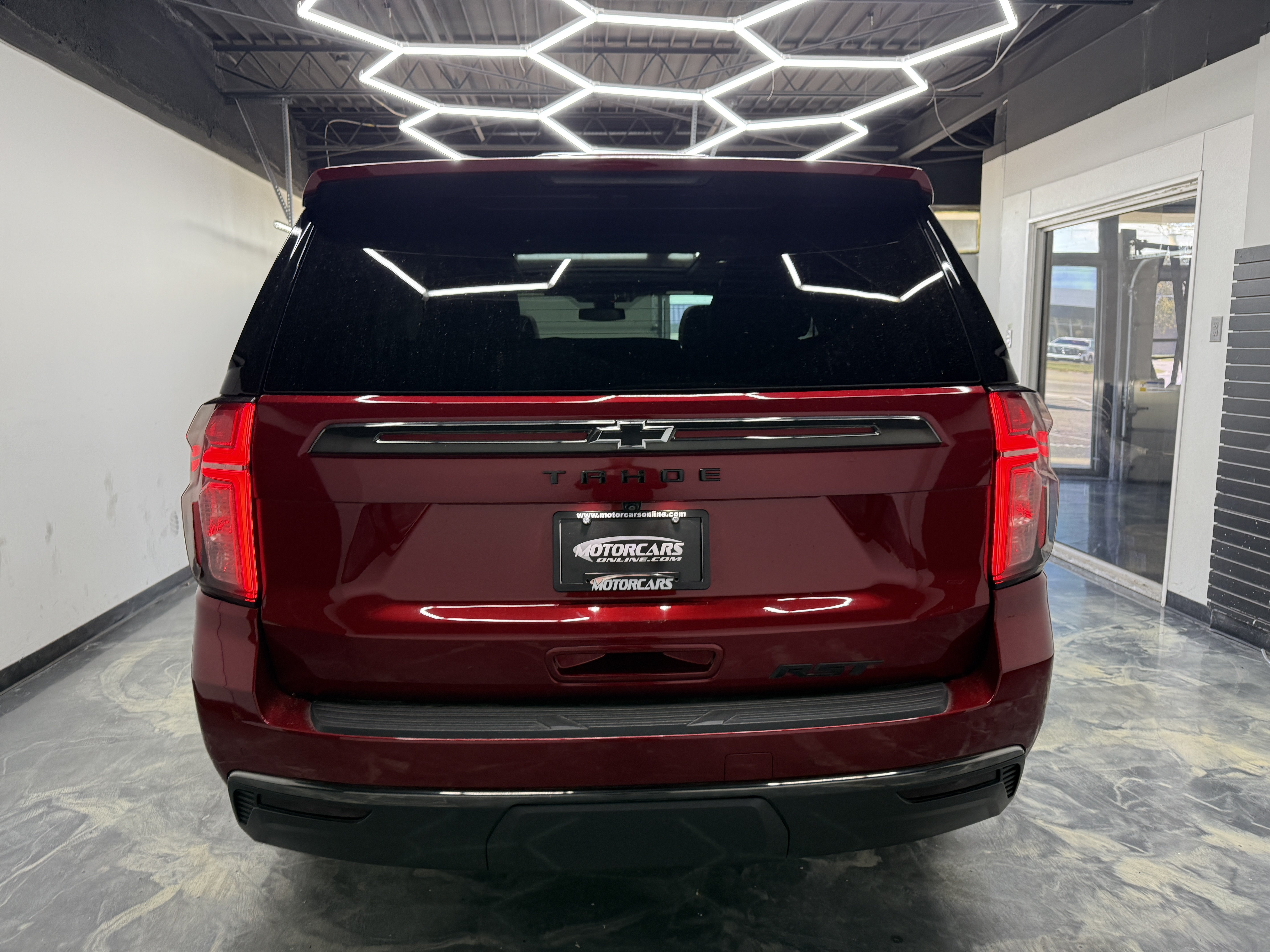 Used 2022 Chevrolet Tahoe RST w/ Luxury Package AWD/4WD image 4