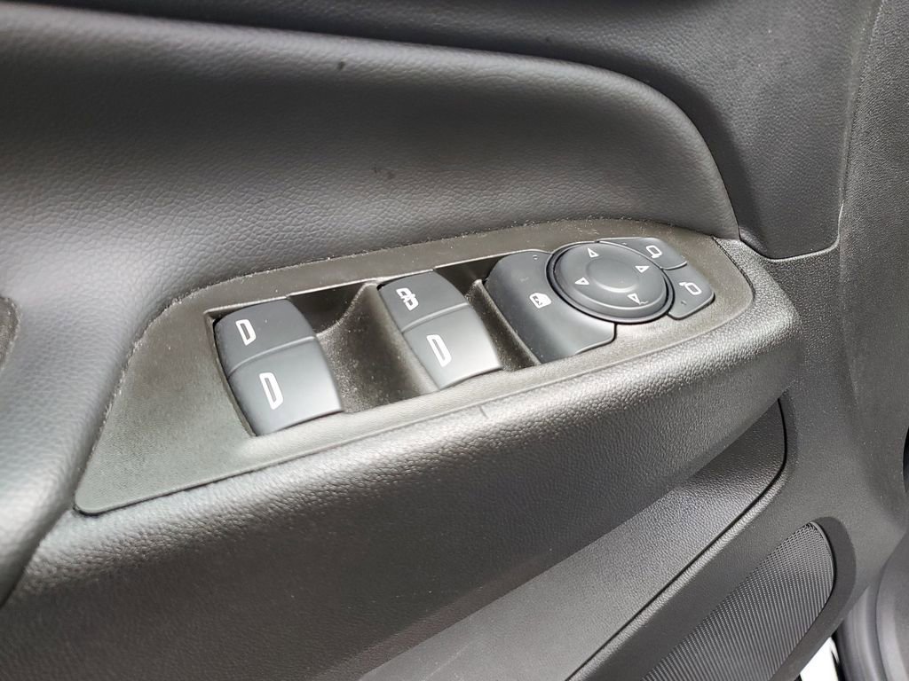 Used 2023 Chevrolet Equinox LT w/ LPO, Floor Liner Package AWD/4WD image 12