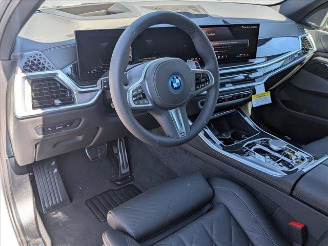 New 2026 BMW X5 xDrive50e w/ M Sport Package AWD/4WD image 3