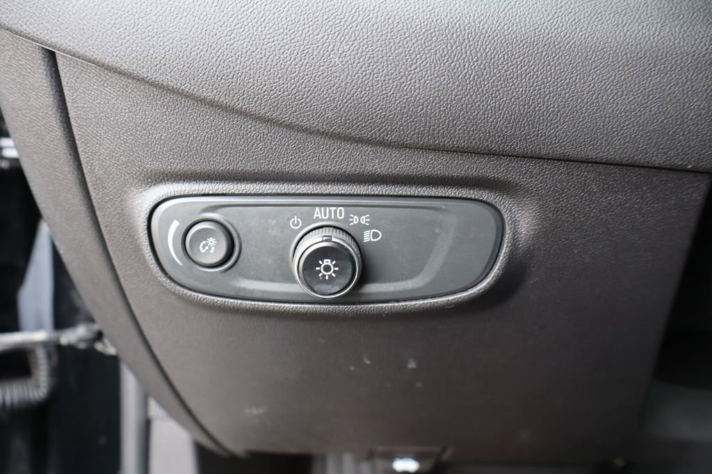 Used 2024 Chevrolet Equinox LT image 14