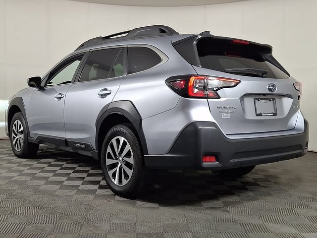 Certified 2024 Subaru Outback Premium AWD/4WD image 7
