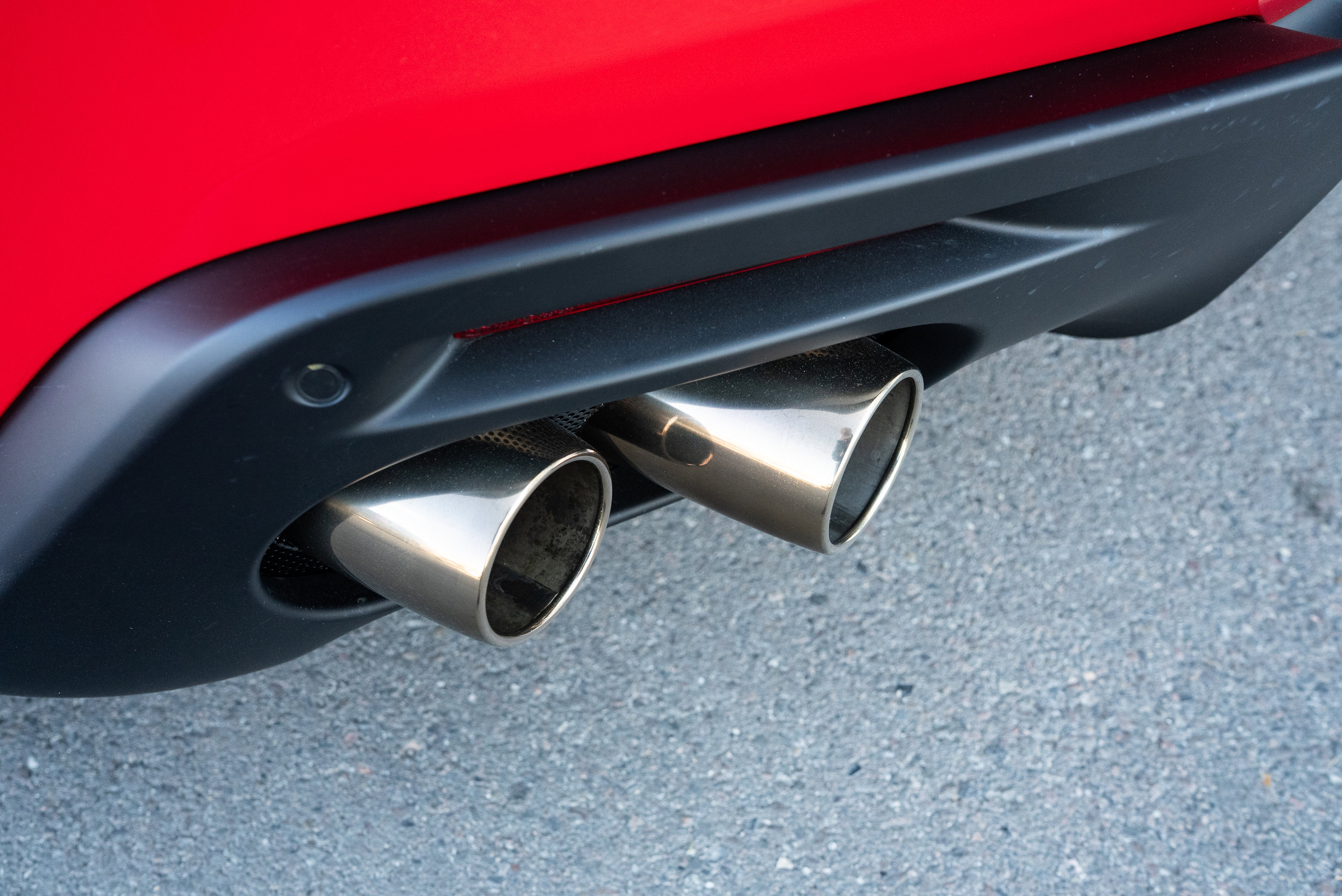 Used 2025 Ferrari Roma Spider image 10