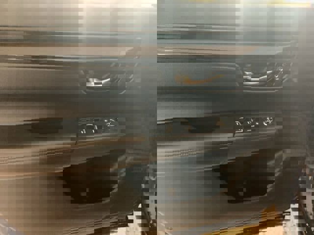 Used 2023 Honda CR-V EX-L image 12