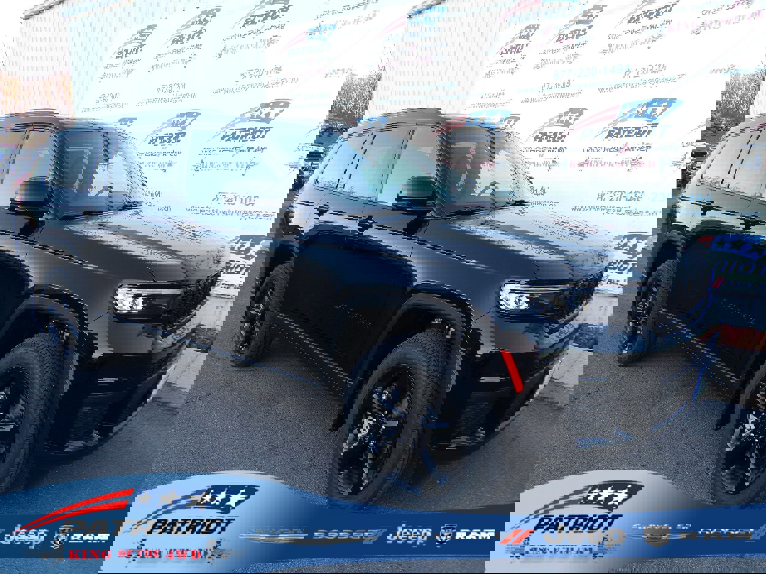 New 2025 Jeep Grand Cherokee L Altitude image 1