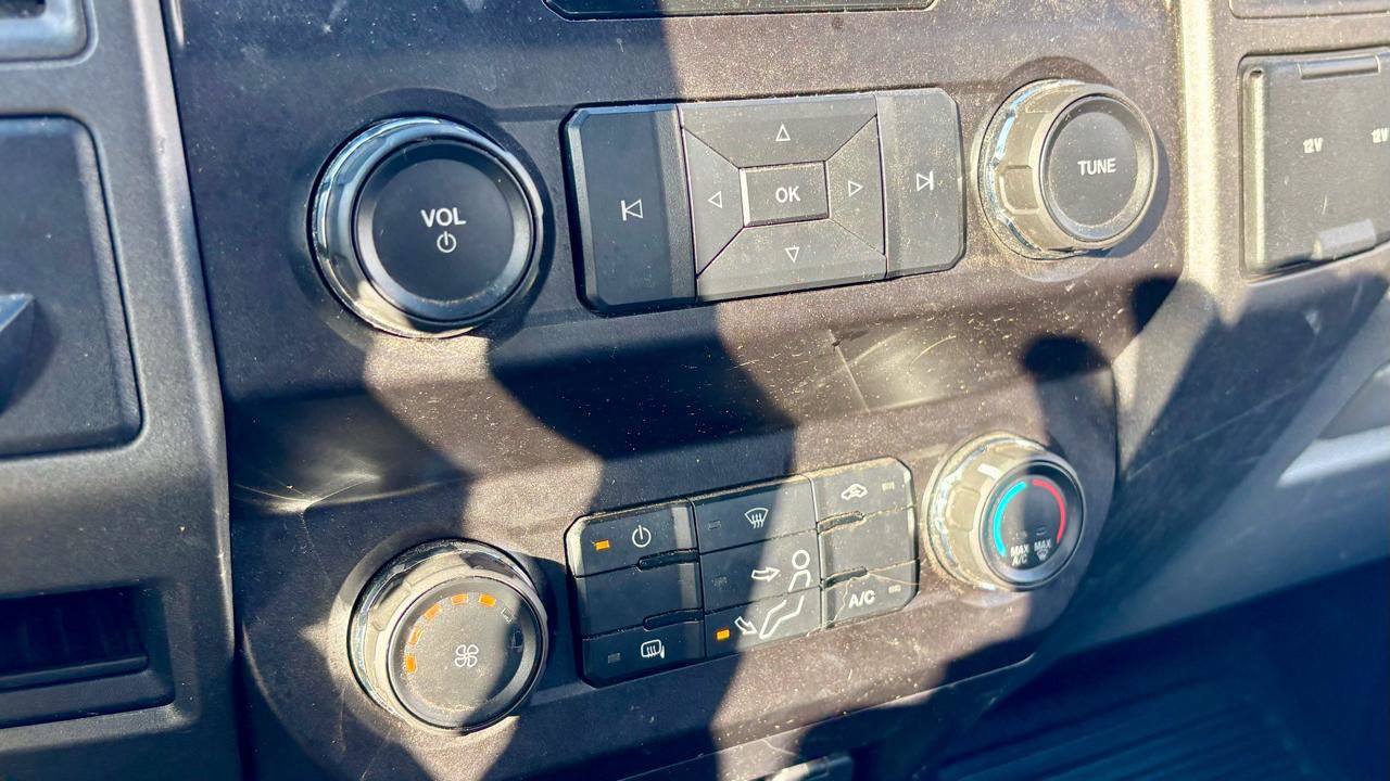Used 2019 Ford F350 XL w/ Power Equipment Group RWD image 19
