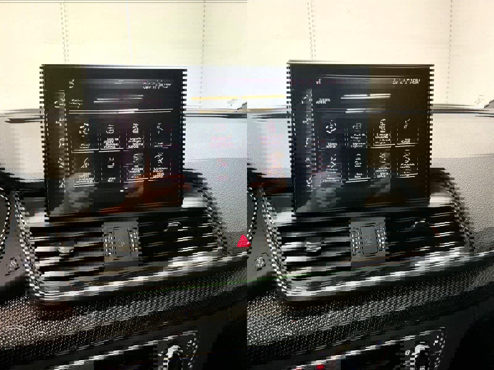 Certified 2023 Audi SQ5 Premium Plus w/ Premium Plus Package image 38