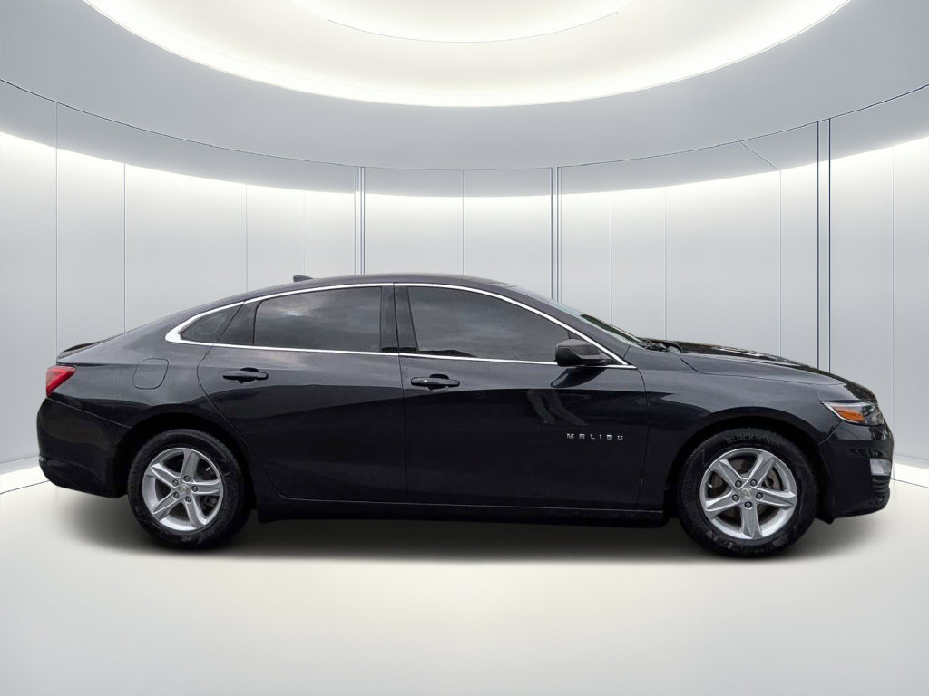 Used 2022 Chevrolet Malibu LS FWD image 3