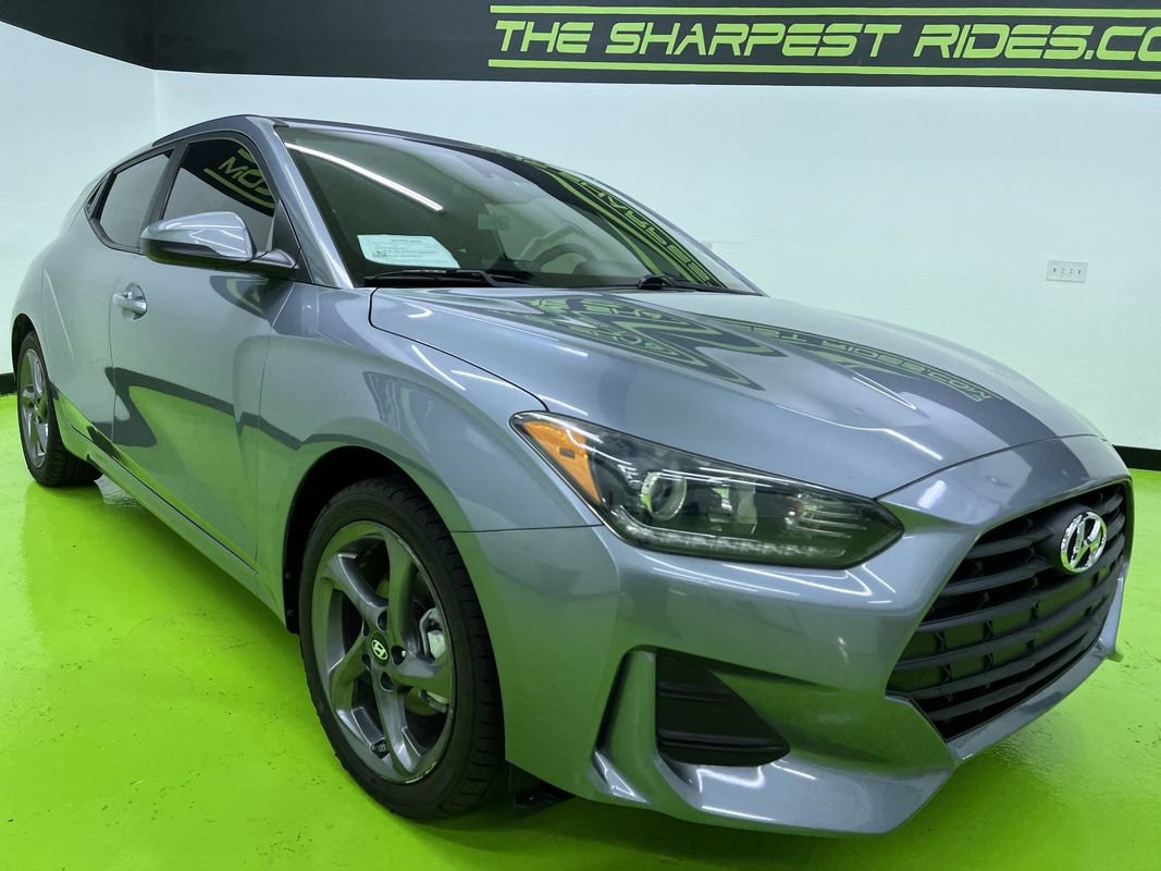 Used 2019 Hyundai Veloster 2.0 FWD image 2