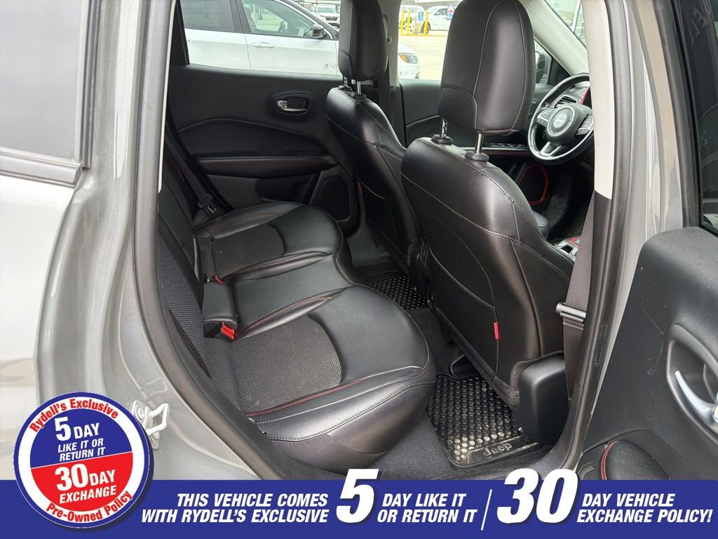 Used 2020 Jeep Compass Trailhawk image 12