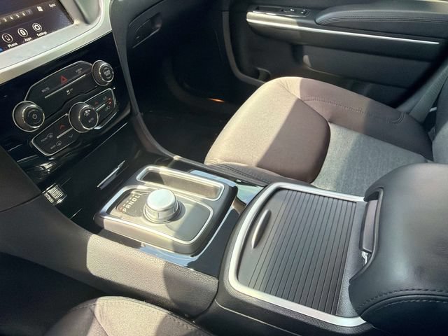 Used 2023 Chrysler 300 Touring w/ Sport Appearance Package RWD image 24