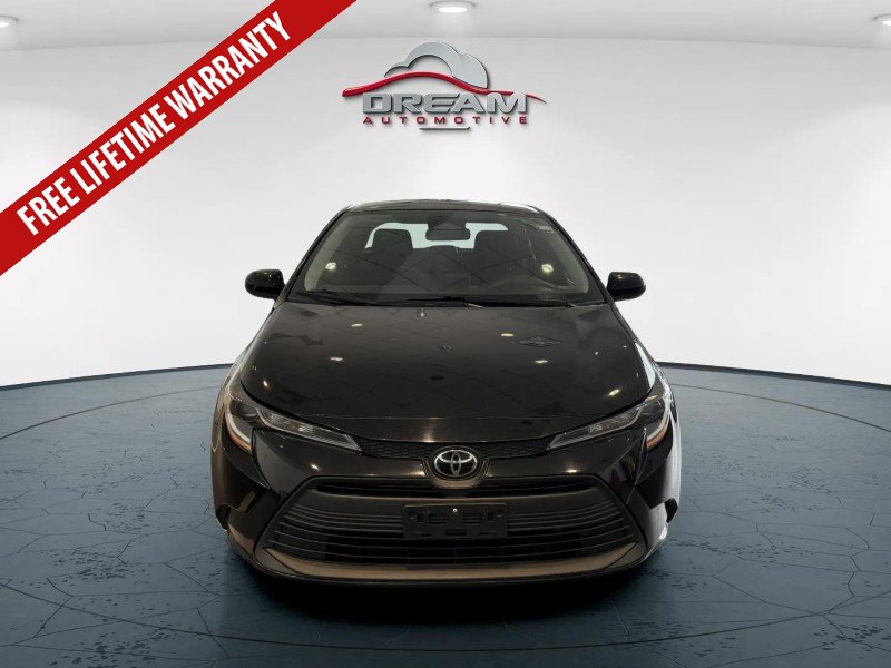 Used 2023 Toyota Corolla LE FWD image 3