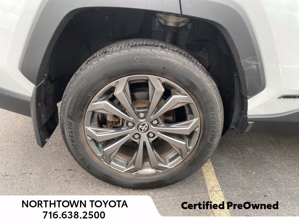 Used 2023 Toyota RAV4 XLE Premium AWD/4WD image 14