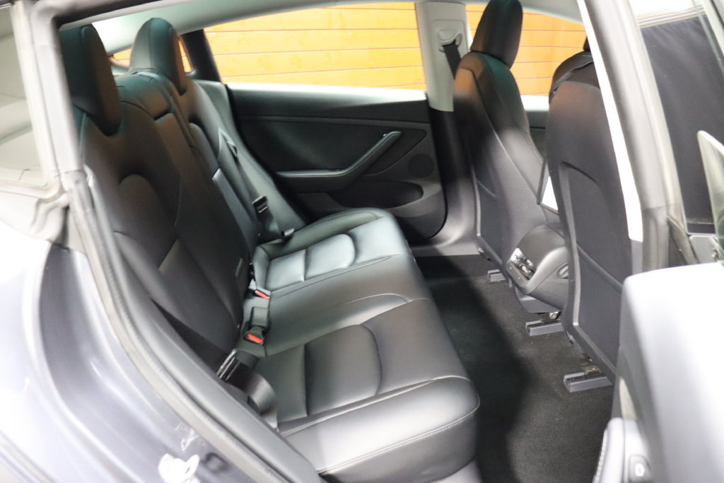 Used 2023 Tesla Model 3 Standard Range RWD image 37