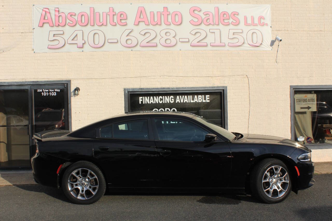Used 2016 Dodge Charger SE w/ Power Sunroof Group