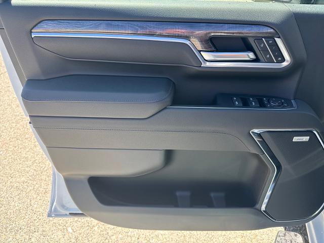 New 2026 Chevrolet Silverado 3500 LTZ AWD/4WD image 7