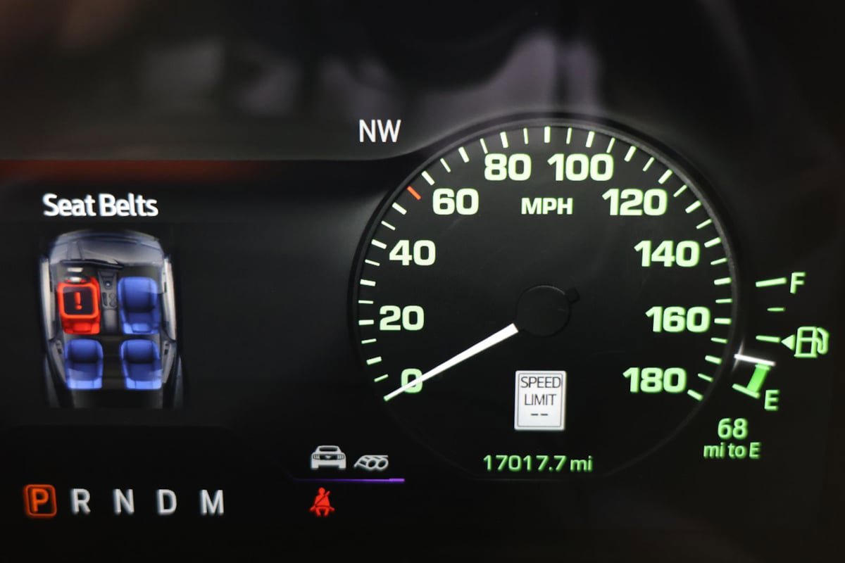 Used 2024 Ford Mustang Dark Horse RWD image 12