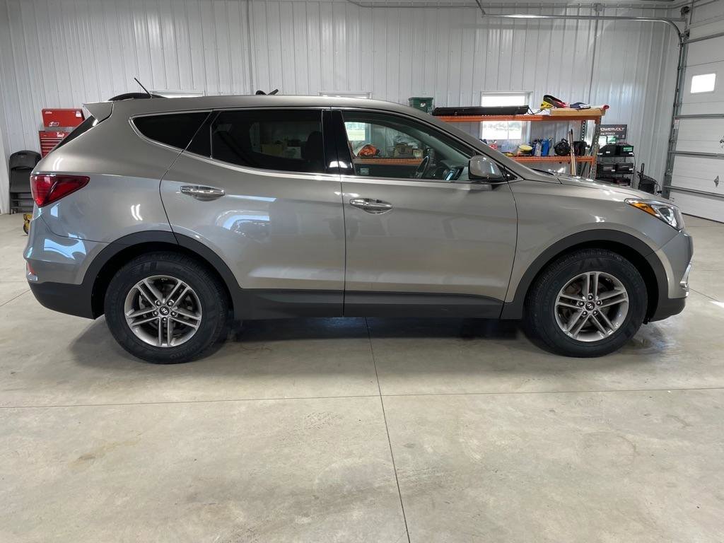 Used 2018 Hyundai Santa Fe Sport image 8