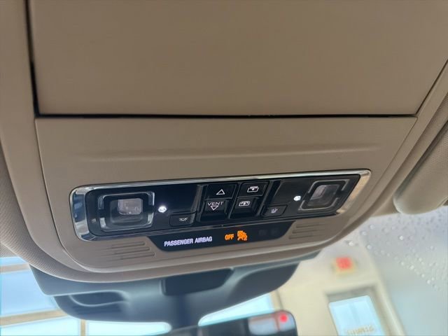 Used 2023 Lincoln Aviator AWD w/ Premium Package image 12