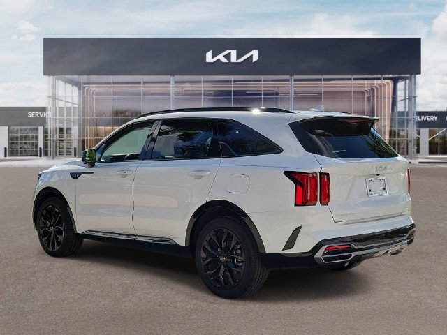 Certified 2023 Kia Sorento SX FWD image 4