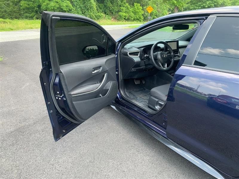 Used 2023 Toyota Corolla SE w/ SE Premium Package image 34