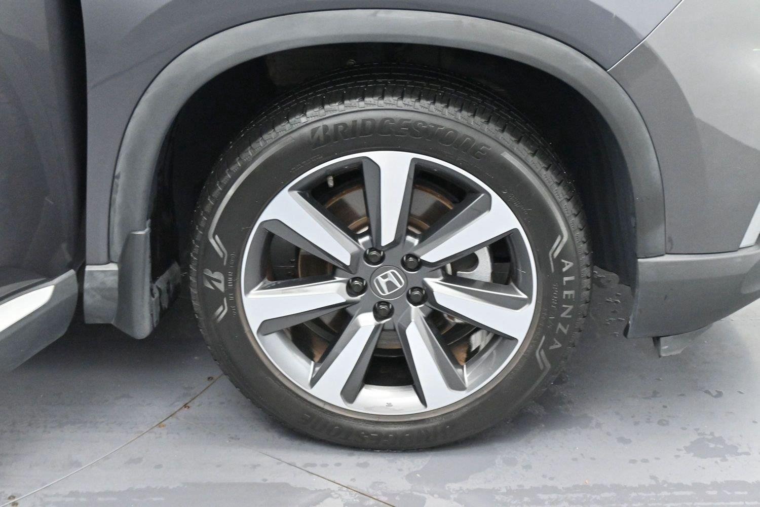 Used 2024 Honda Pilot Touring image 37