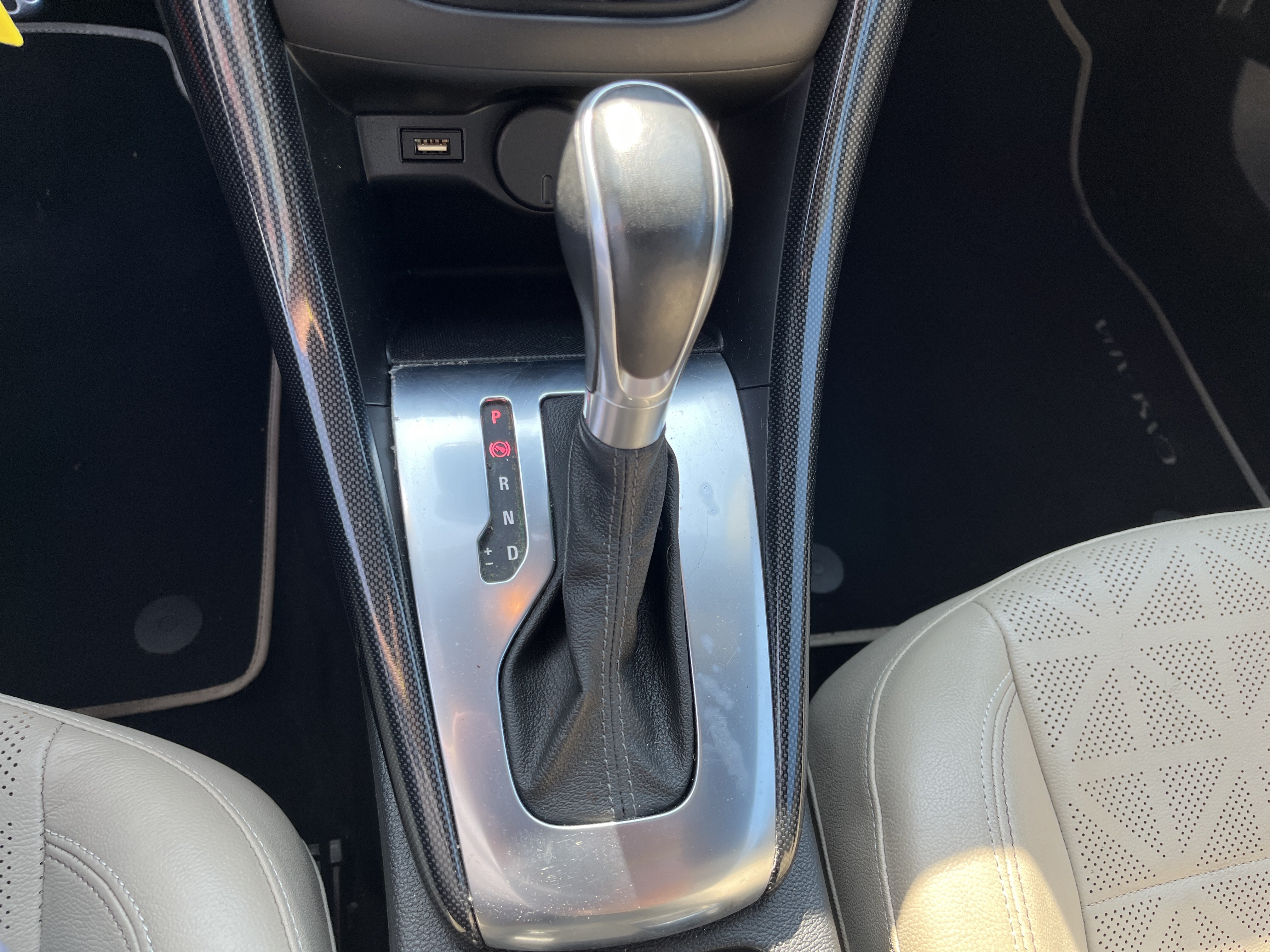 Used 2019 Buick Cascada Sport Touring FWD image 23
