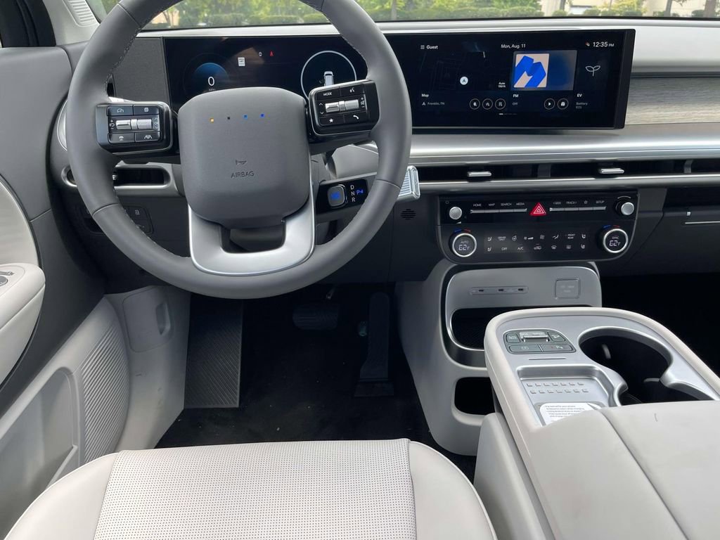 New 2026 Hyundai Ioniq 9 SEL image 17