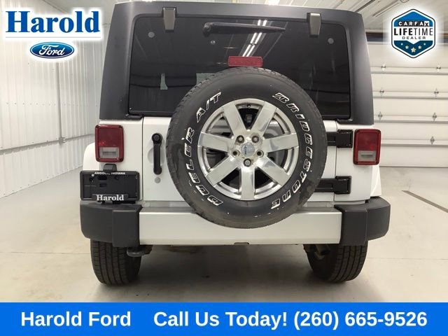 Used 2018 Jeep Wrangler Unlimited Sahara w/ Dual Top Group image 5