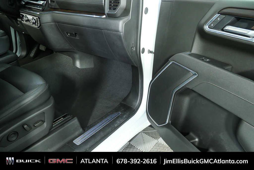 Used 2025 GMC Sierra 1500 SLT AWD/4WD image 23