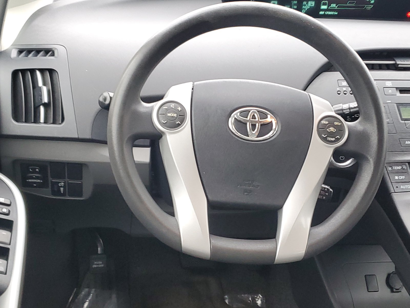 Used 2010 Toyota Prius Two FWD image 12