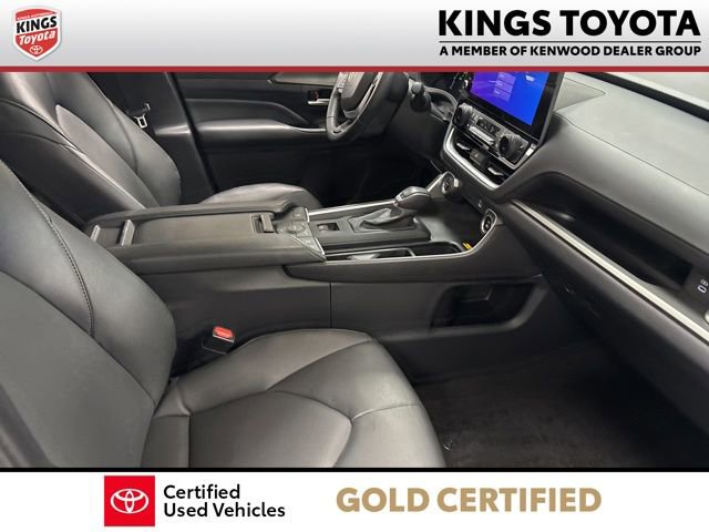 Certified 2024 Toyota Grand Highlander XLE image 10
