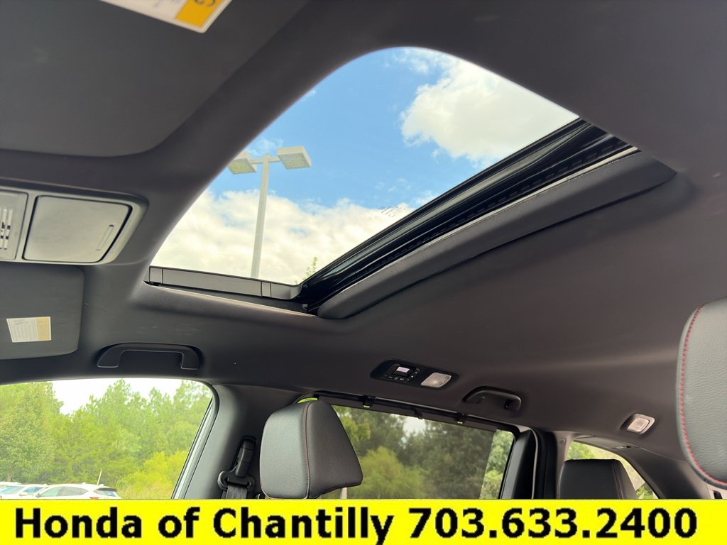 Certified 2023 Honda Odyssey Sport image 19